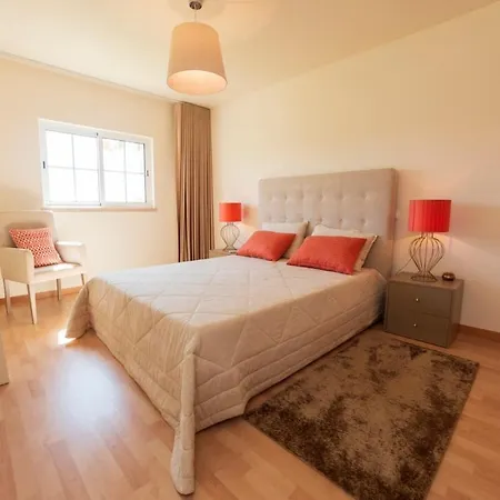 Beautiful 1 Bedroom Close To The Apartman *